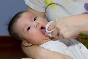 Правила применения тетрабората натрия для новорожденных