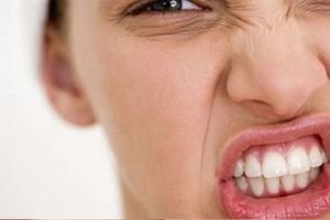 Проблемы с зубом мудрости - воспаление десен, головные боли, боль зубная