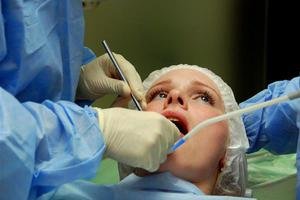 Как избавиться от кариеса зубов без использования бормашины Описание химико механического способа лечения кариеса