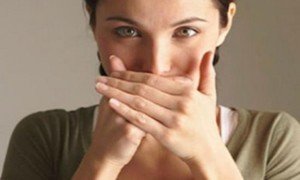 Какой запах изо рта соответствует заболеванию