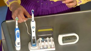 Как пользоваться электрической зубной щеткой 